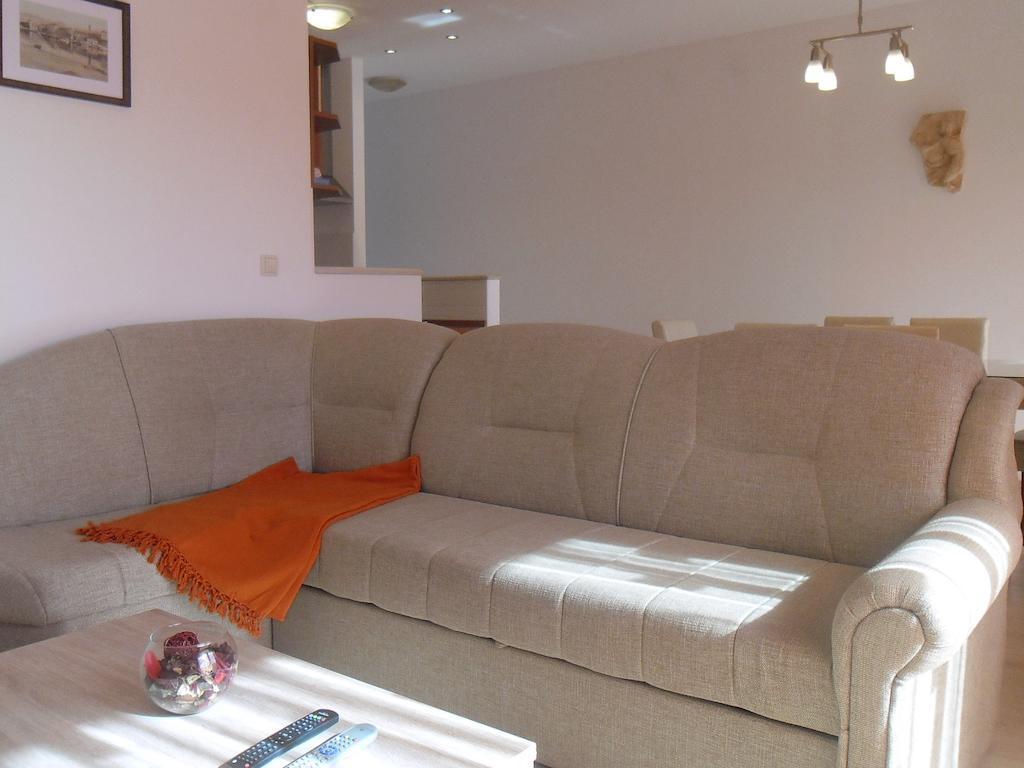 Apartments Robi Trogir Room photo