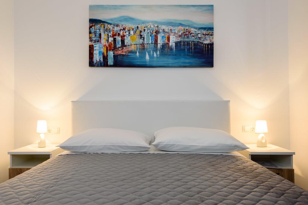 Apartments Robi Trogir Exterior photo